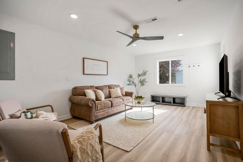 725 Pacific Avenue — photo 20