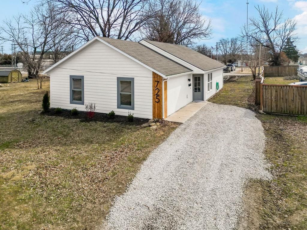 725 Pacific Avenue — photo 31