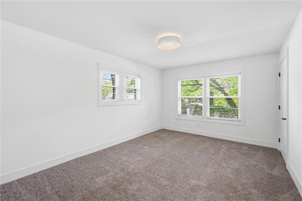 1901 W 70th Street — photo 23