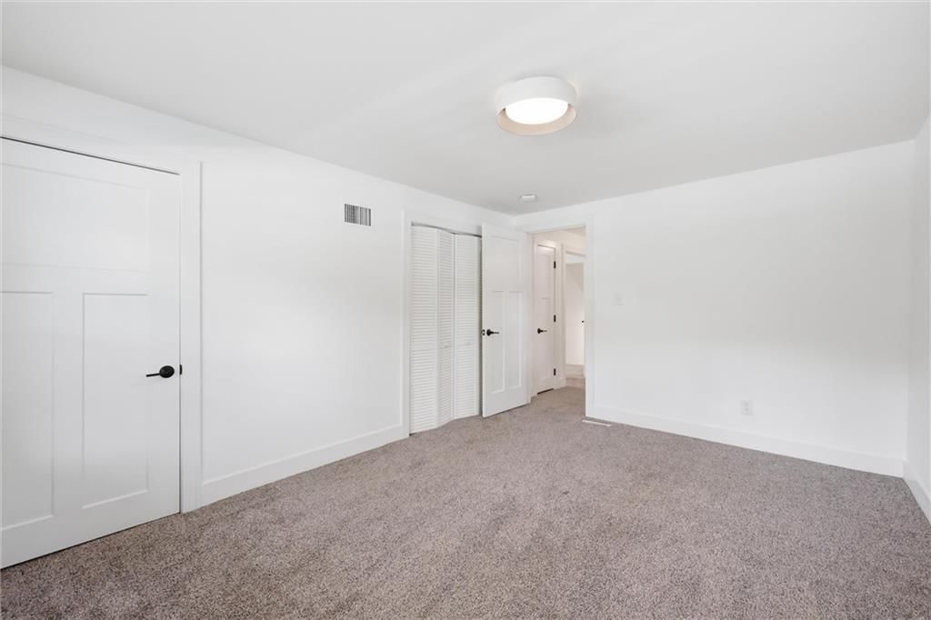1901 W 70th Street — photo 24