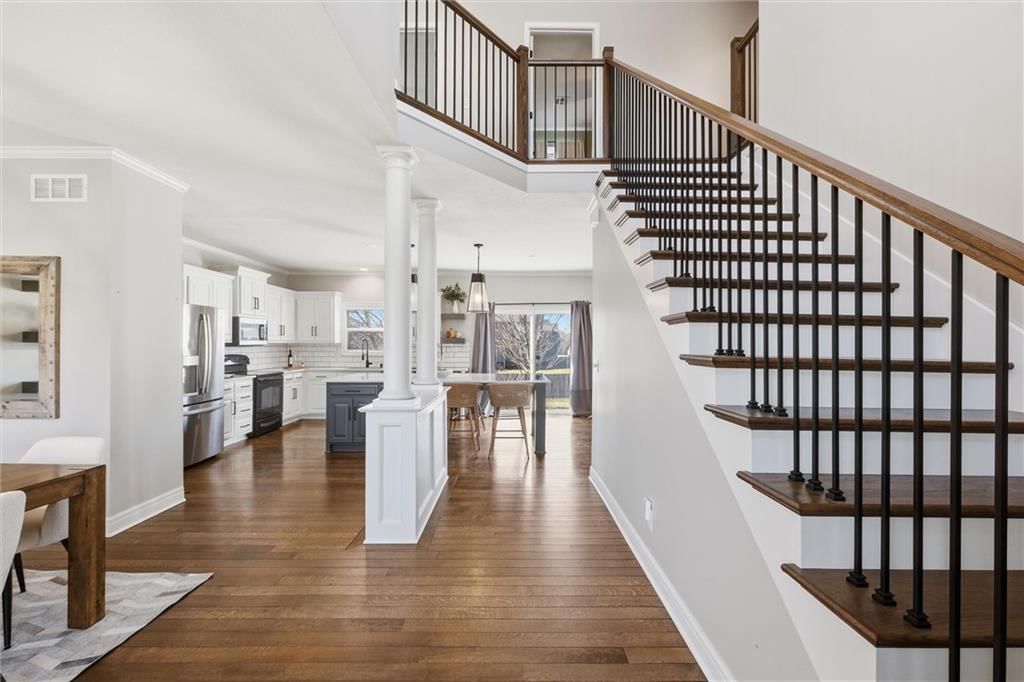 2236 SW Hawk View Road — photo 16
