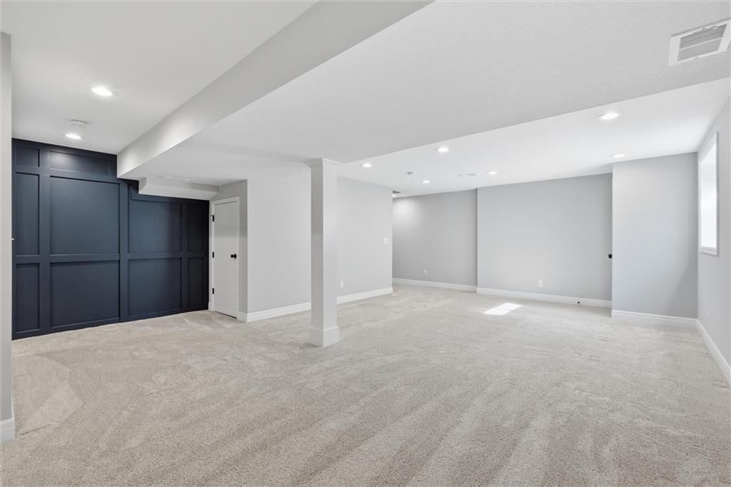 2236 SW Hawk View Road — photo 32