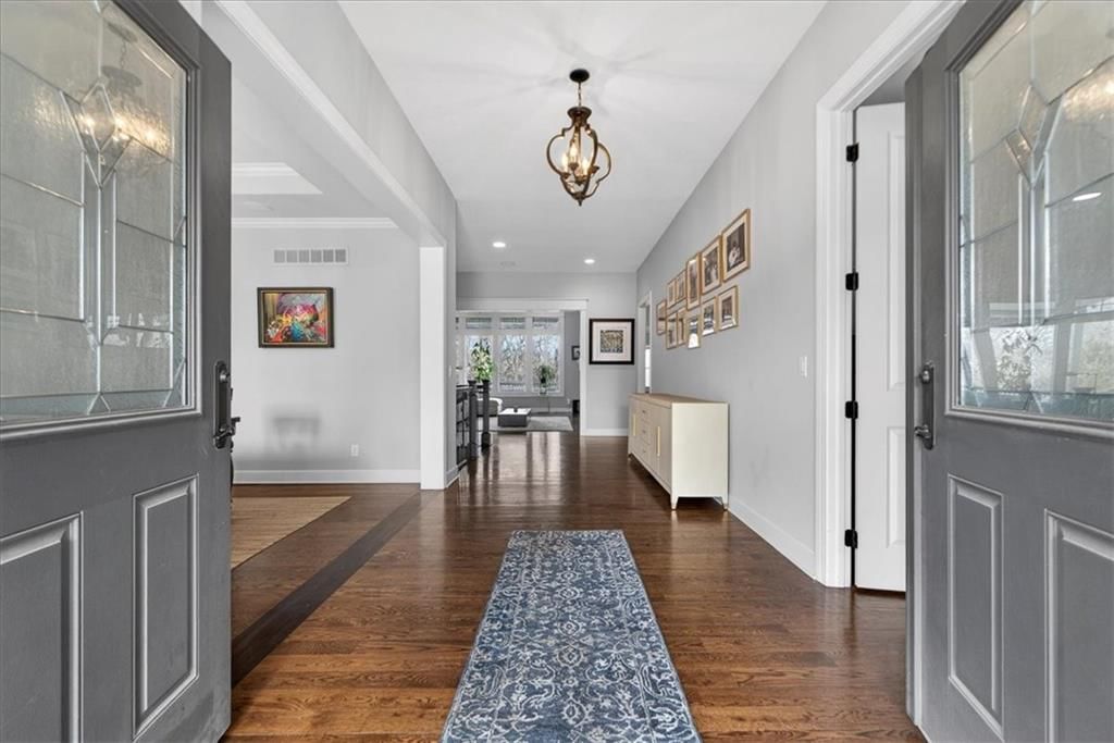 5112 W 142nd Terrace — photo 5