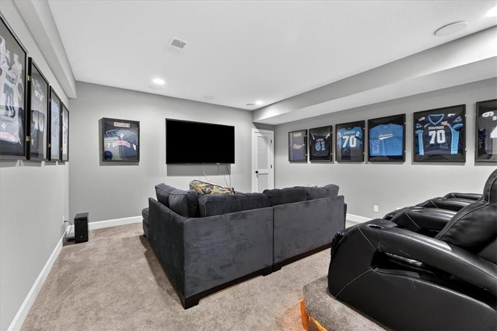 5112 W 142nd Terrace — photo 24