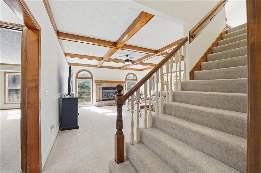 8362 Oakview Circle — photo 5