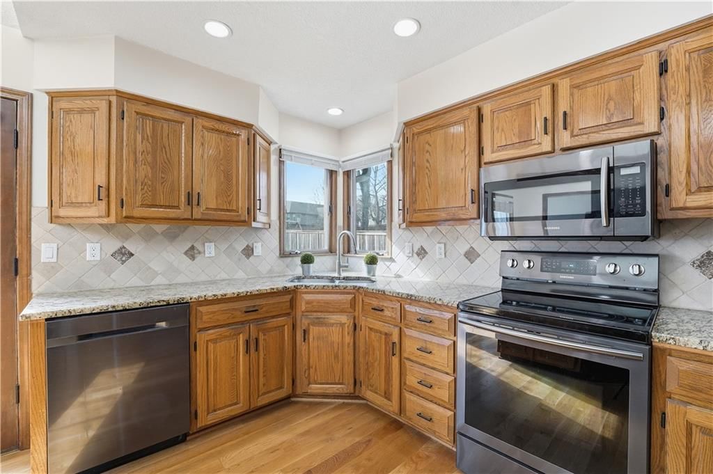 8362 Oakview Circle — photo 10