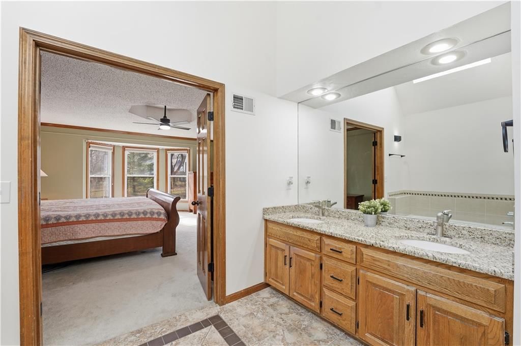 8362 Oakview Circle — photo 14