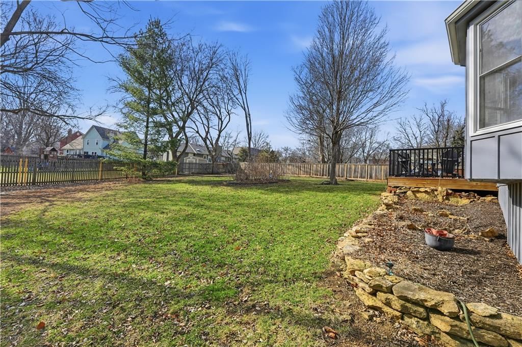 8362 Oakview Circle — photo 33