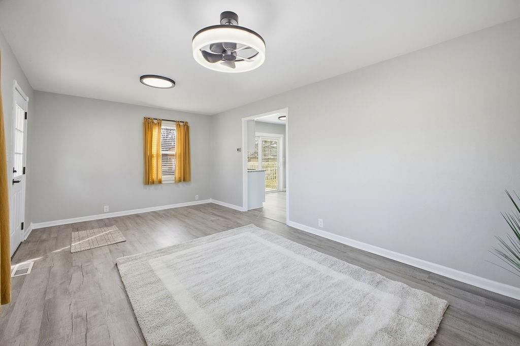 3220 Pickett Road — photo 4