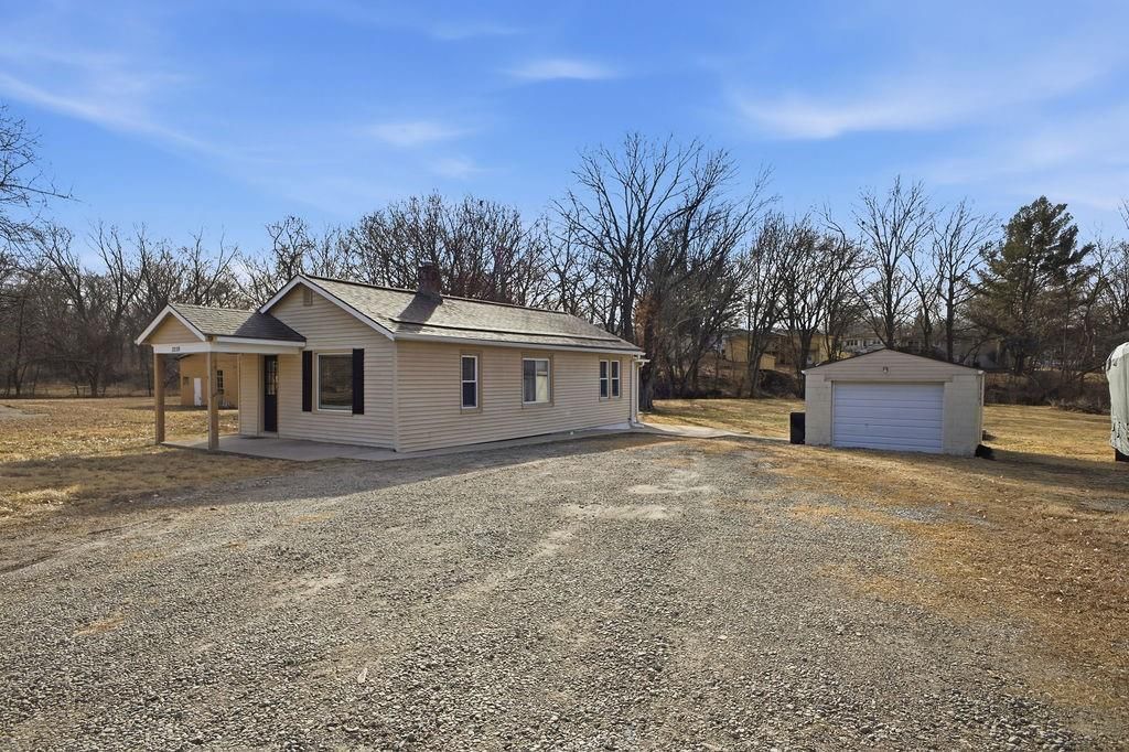 3220 Pickett Road — photo 37