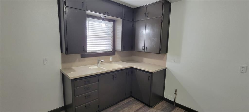 309 S 4th Street — photo 7