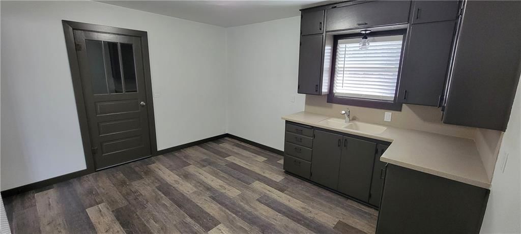 309 S 4th Street — photo 8