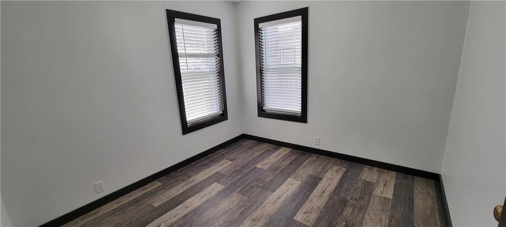 309 S 4th Street — photo 15