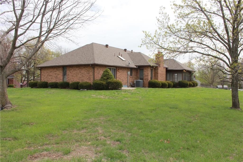 1410 Grandview Drive — photo 3