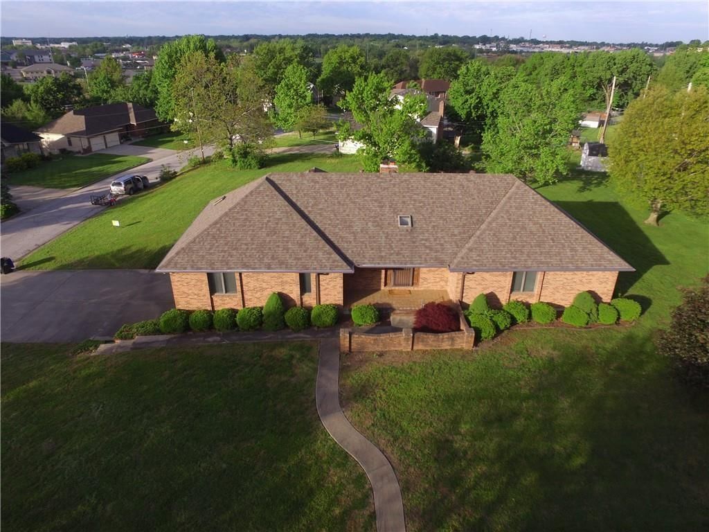 1410 Grandview Drive — photo 8