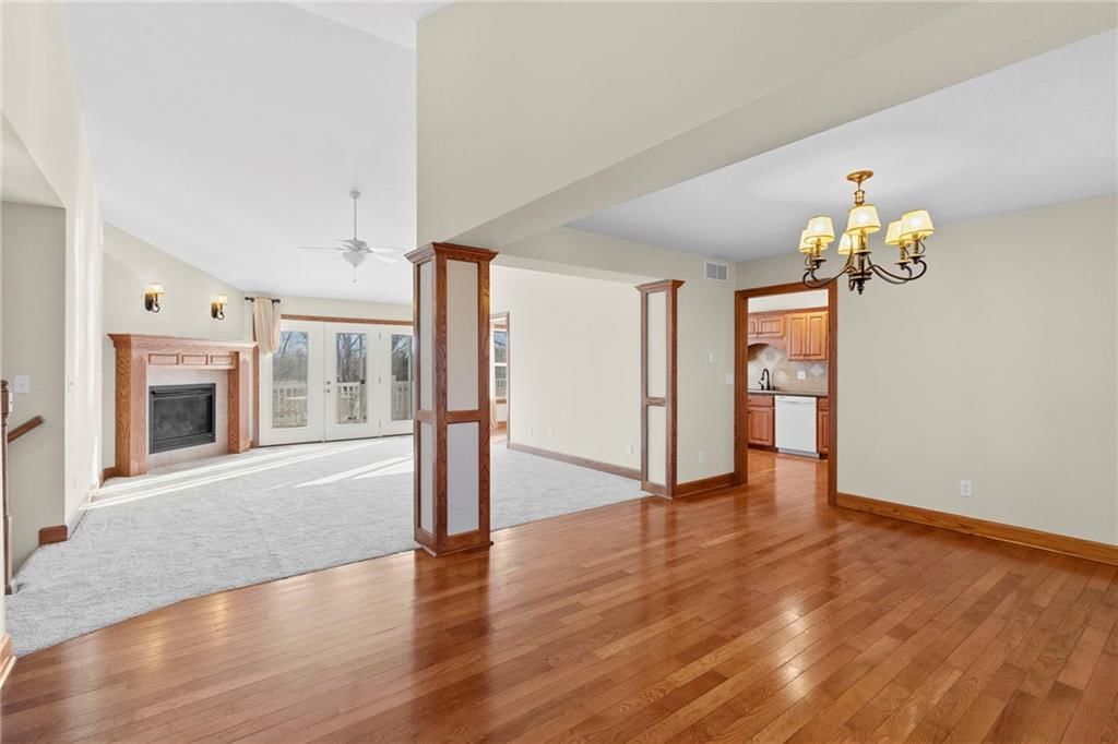 305 Eagles Landing Parkway — photo 5