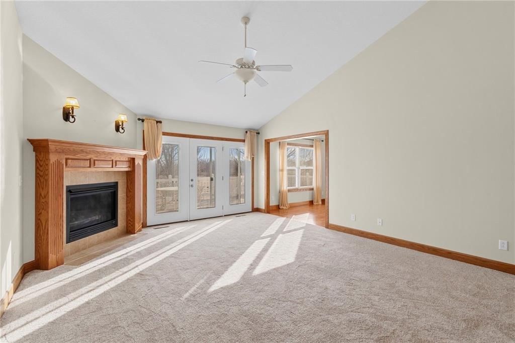 305 Eagles Landing Parkway — photo 6