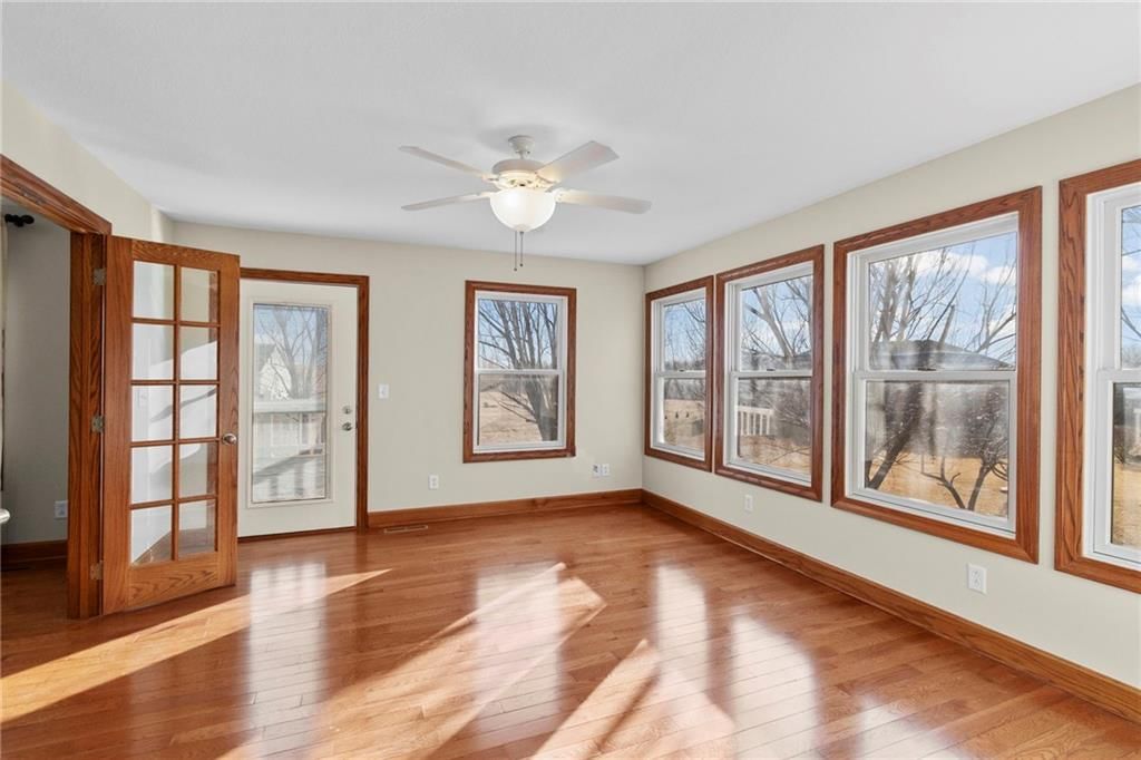 305 Eagles Landing Parkway — photo 9