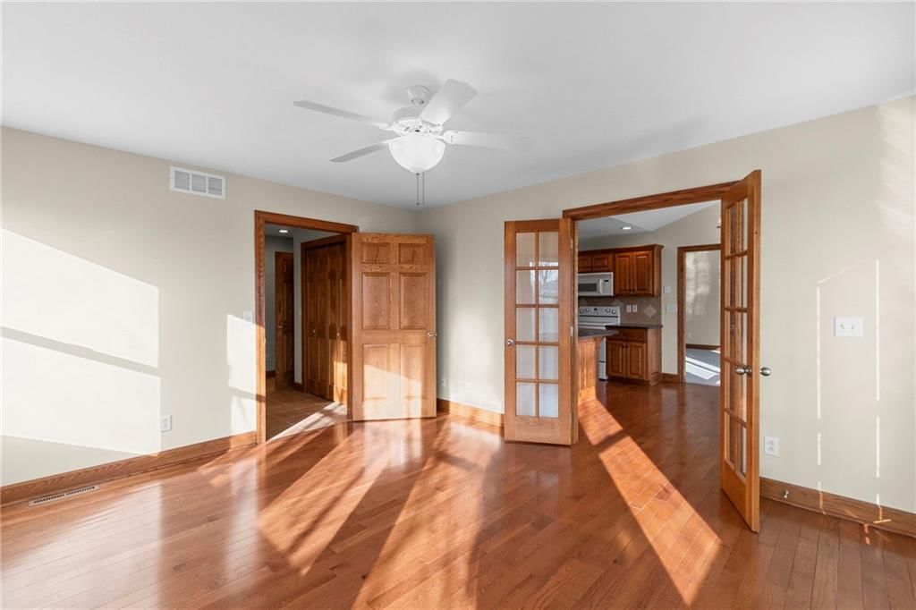 305 Eagles Landing Parkway — photo 10