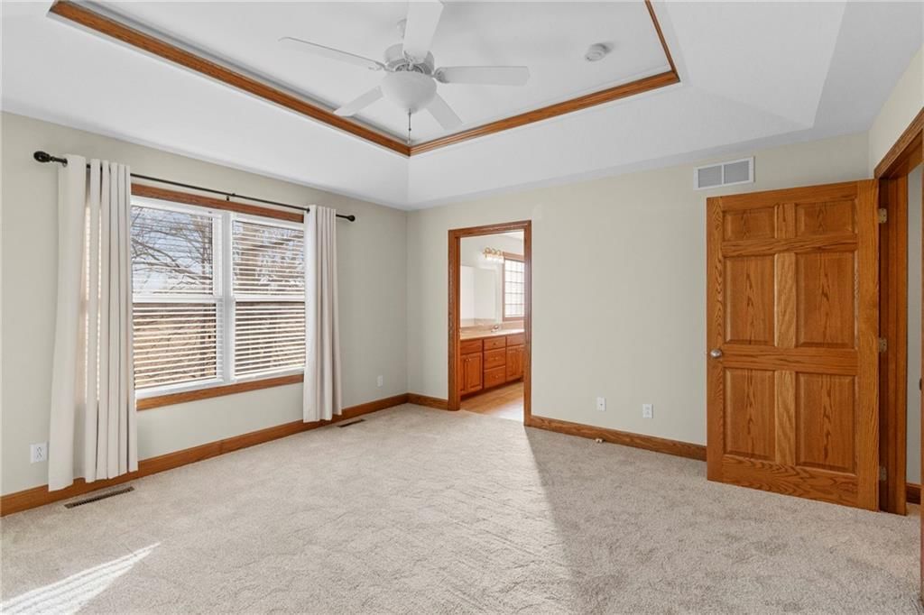 305 Eagles Landing Parkway — photo 16
