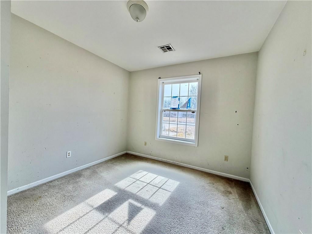 3227 Hughes Avenue — photo 13