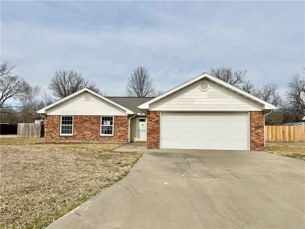 3227 Hughes Avenue — photo 32