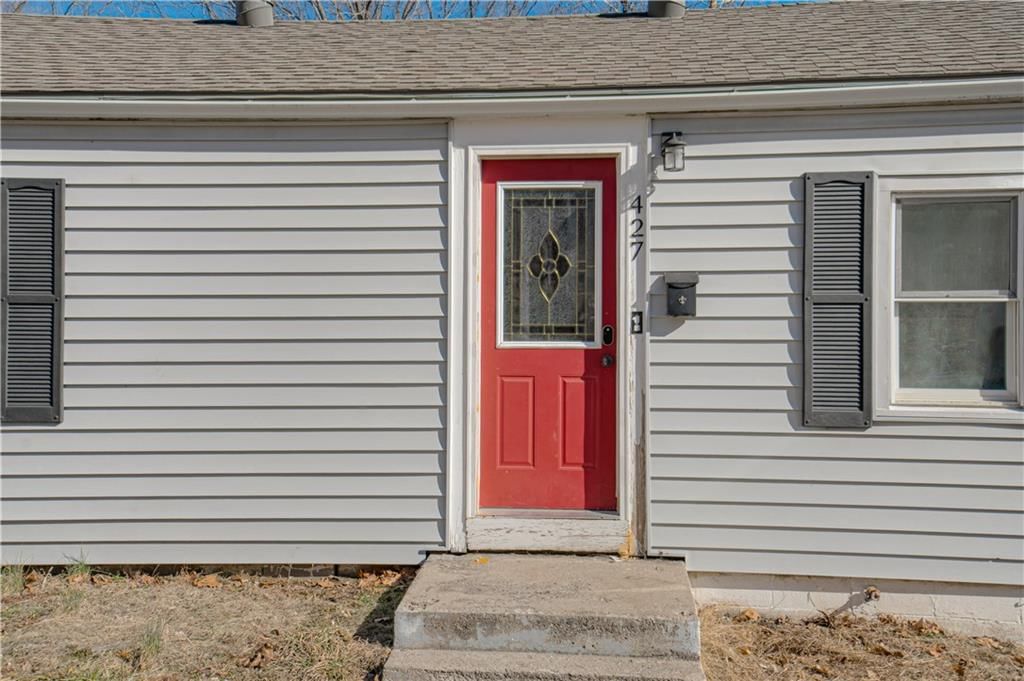 427 N Fairview Avenue — photo 2