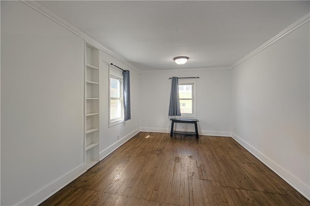 427 N Fairview Avenue — photo 3