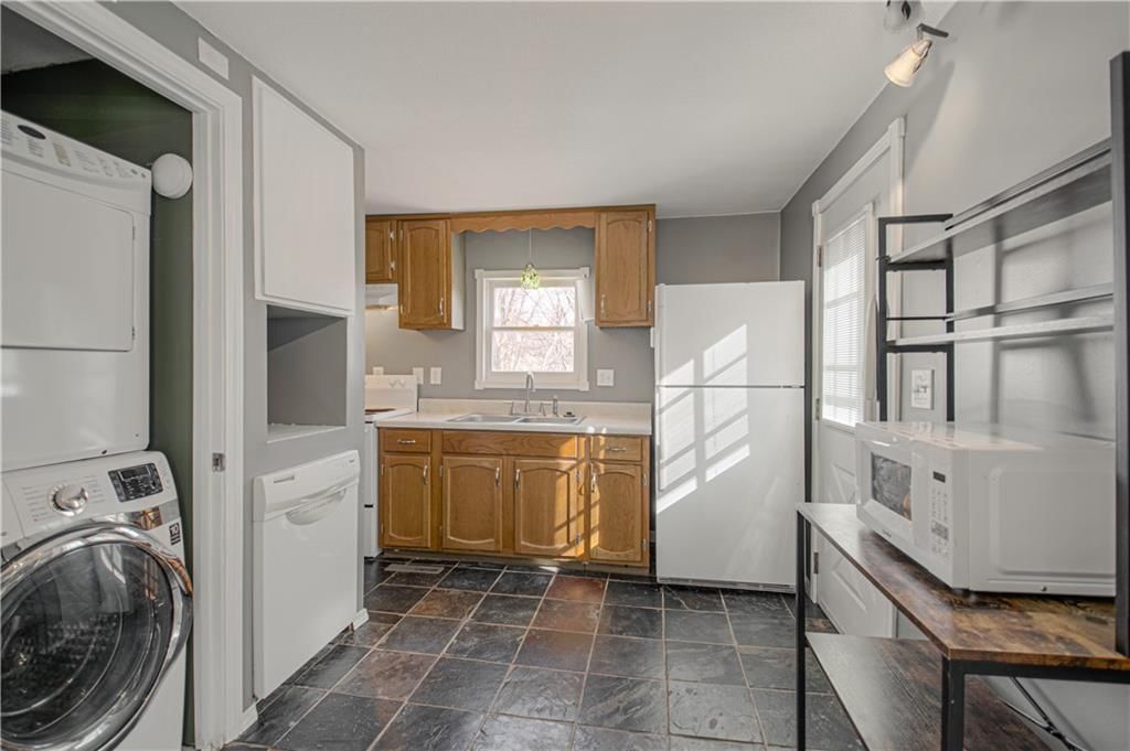427 N Fairview Avenue — photo 8