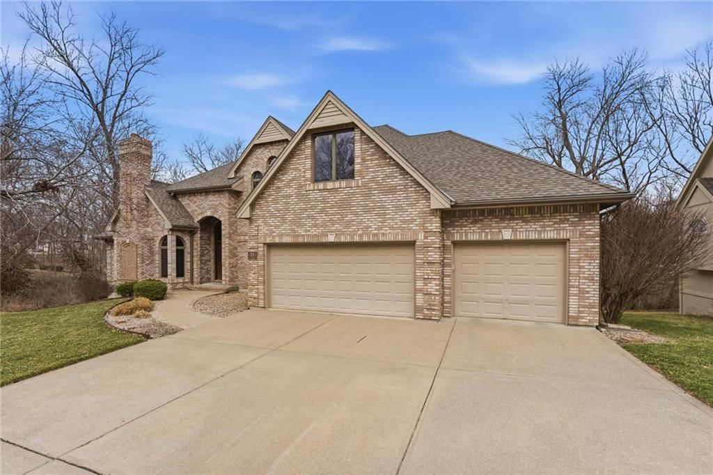 71 The Woodlands Drive — photo 2