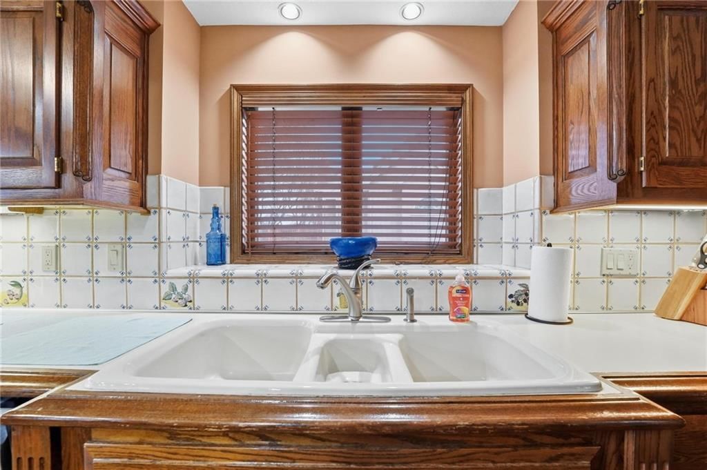 71 The Woodlands Drive — photo 20