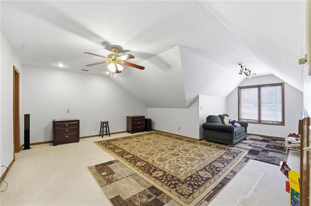 71 The Woodlands Drive — photo 39