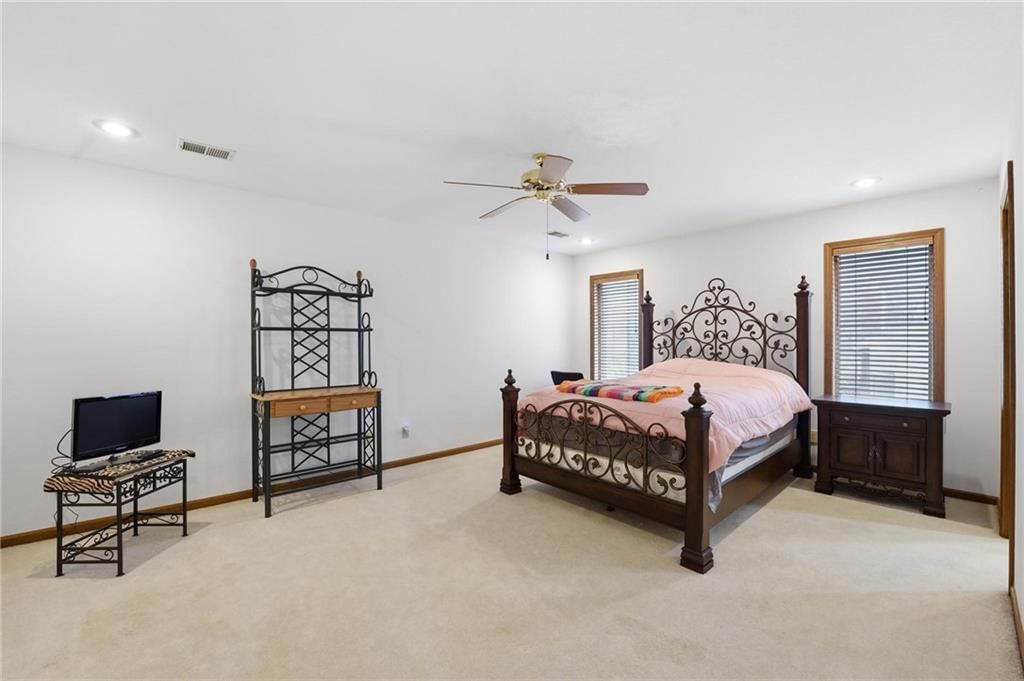 71 The Woodlands Drive — photo 43