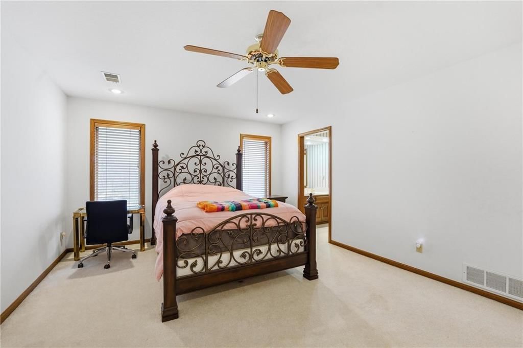71 The Woodlands Drive — photo 44