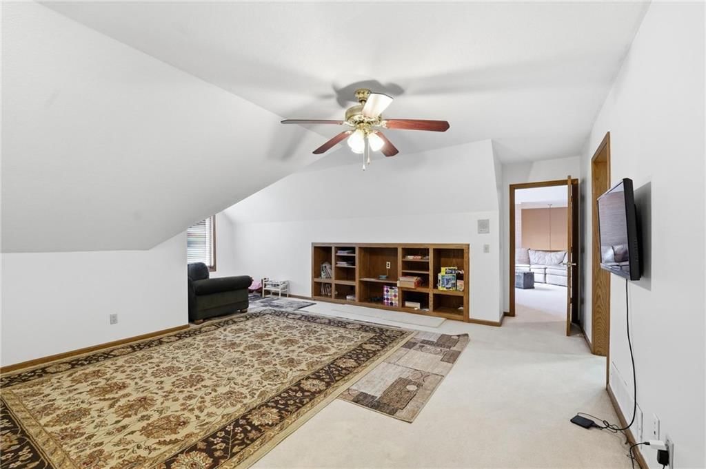 71 The Woodlands Drive — photo 45
