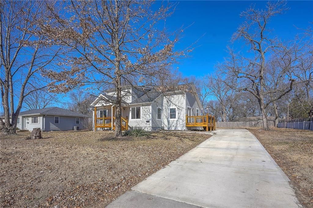 524 E Prairie Street — photo 3