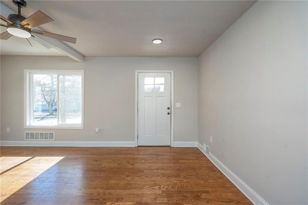 524 E Prairie Street — photo 5
