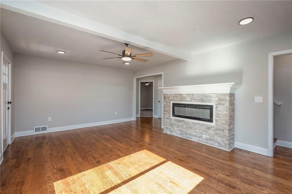 524 E Prairie Street — photo 8
