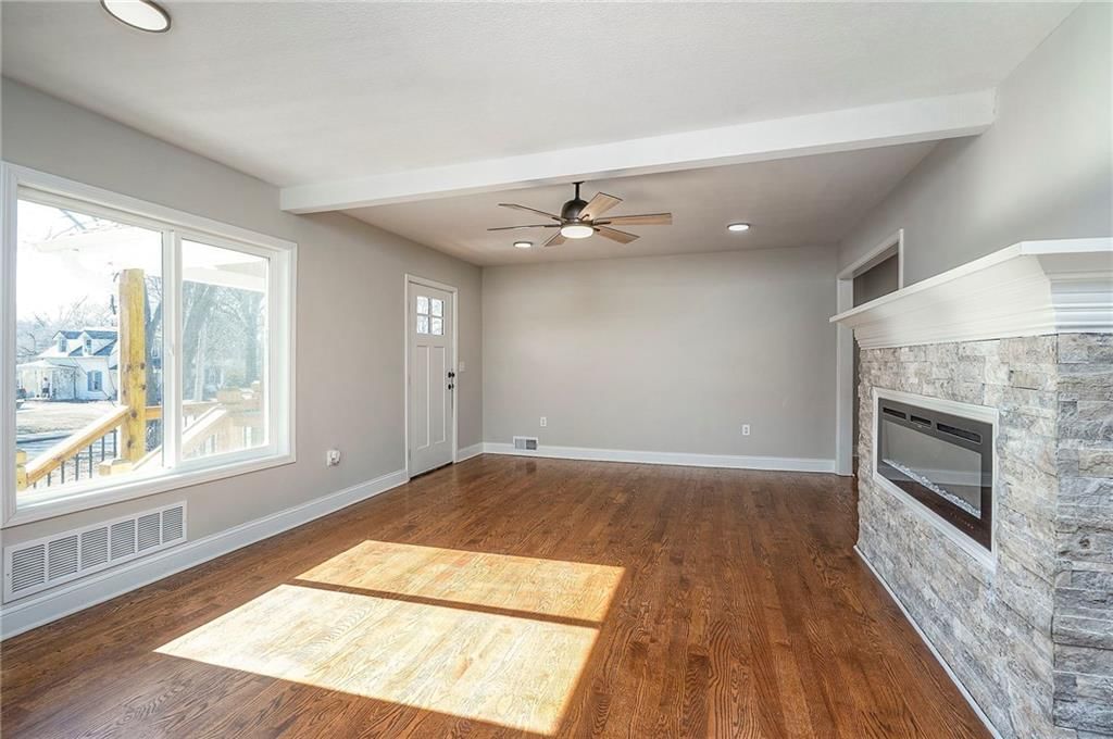 524 E Prairie Street — photo 9