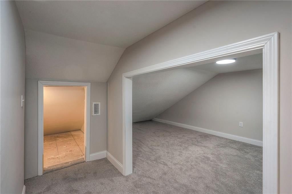 524 E Prairie Street — photo 28