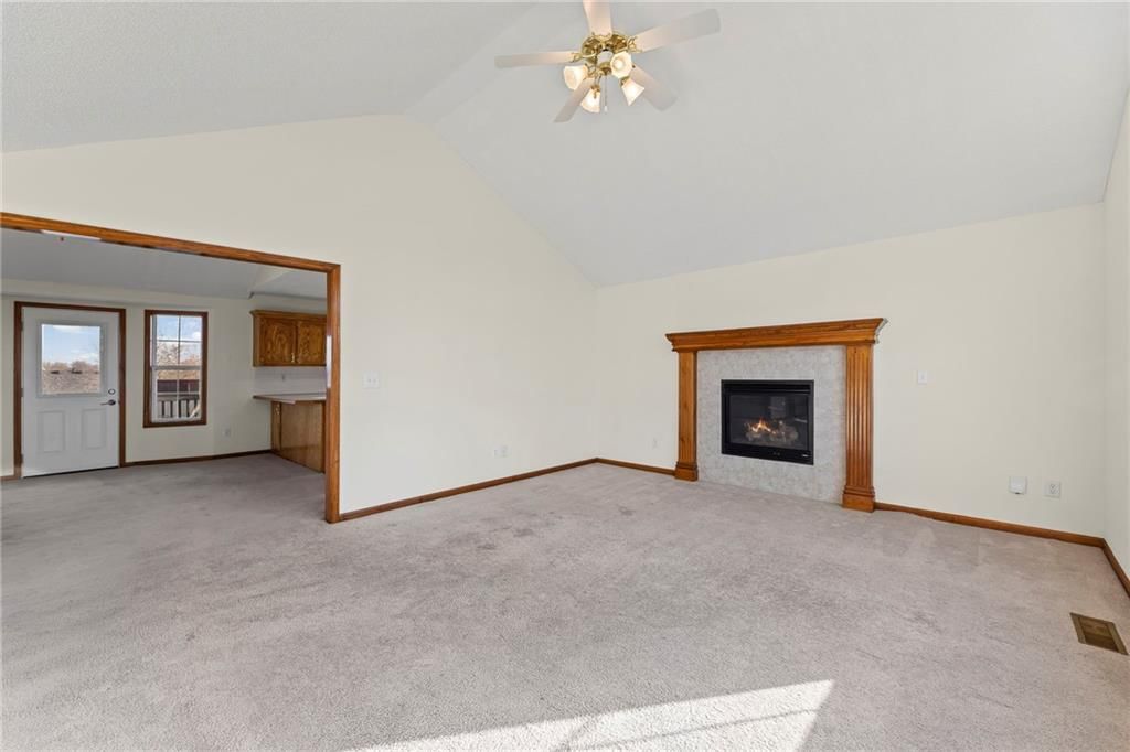 1300 Spruce Drive — photo 5