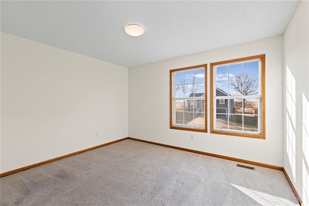 1300 Spruce Drive — photo 17
