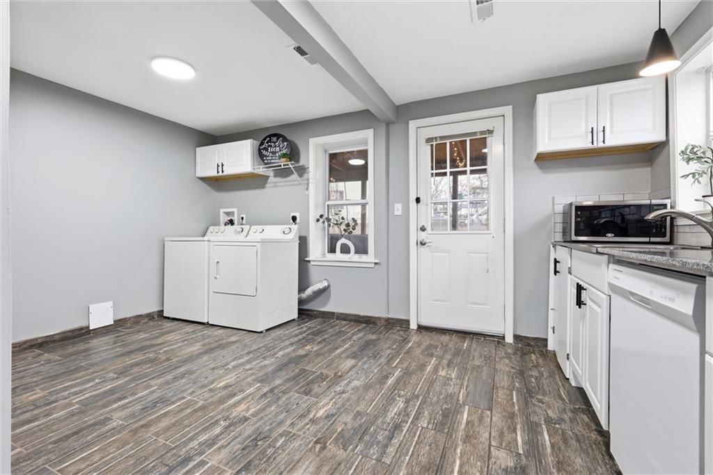 6713 S Elm Street — photo 12