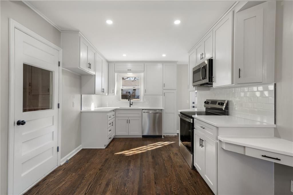 5535 Rosewood Street — photo 11