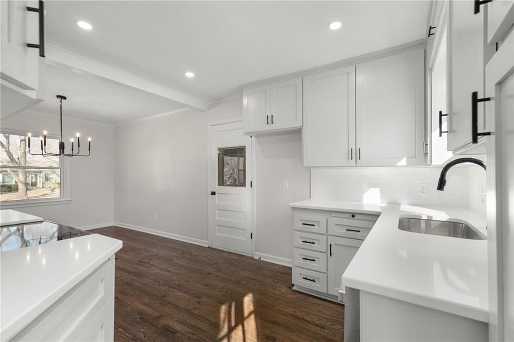 5535 Rosewood Street — photo 15