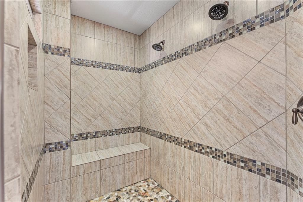 5819 Charlotte Street — photo 31