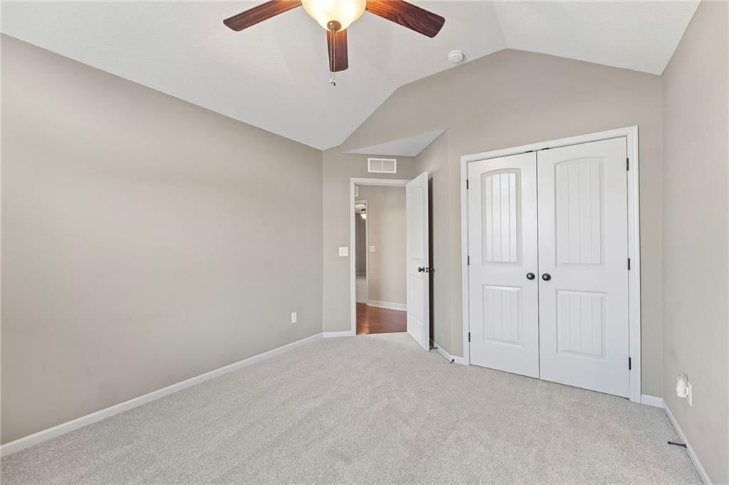5819 Charlotte Street — photo 38