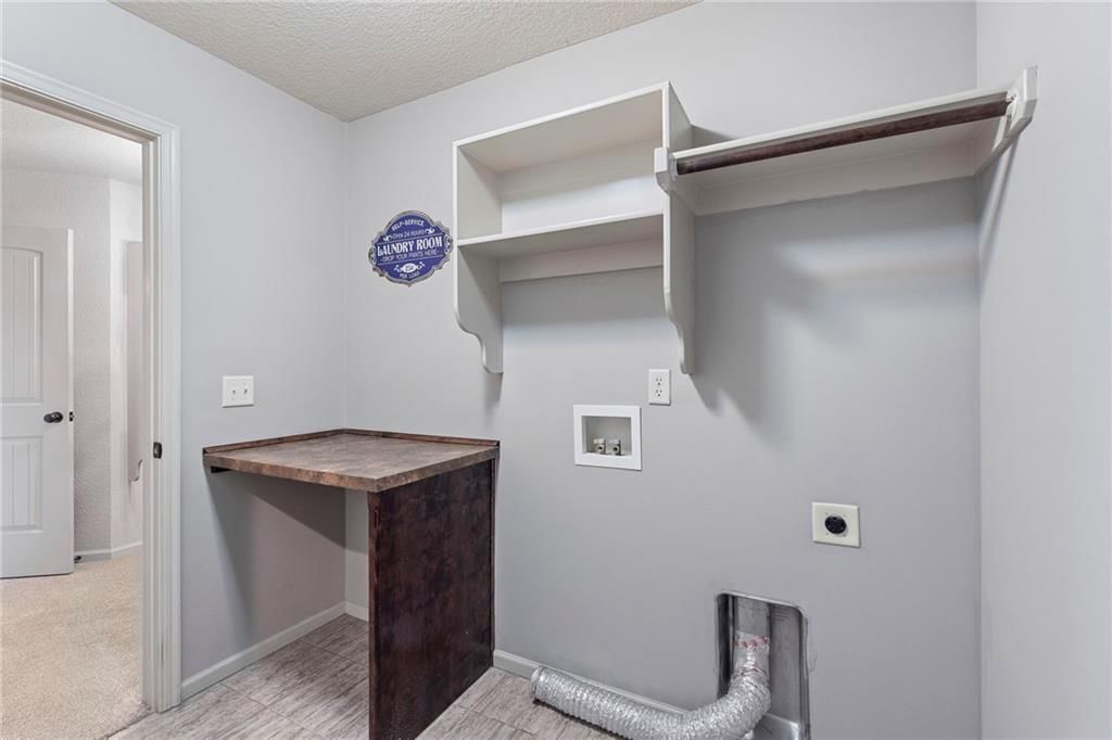 5819 Charlotte Street — photo 40