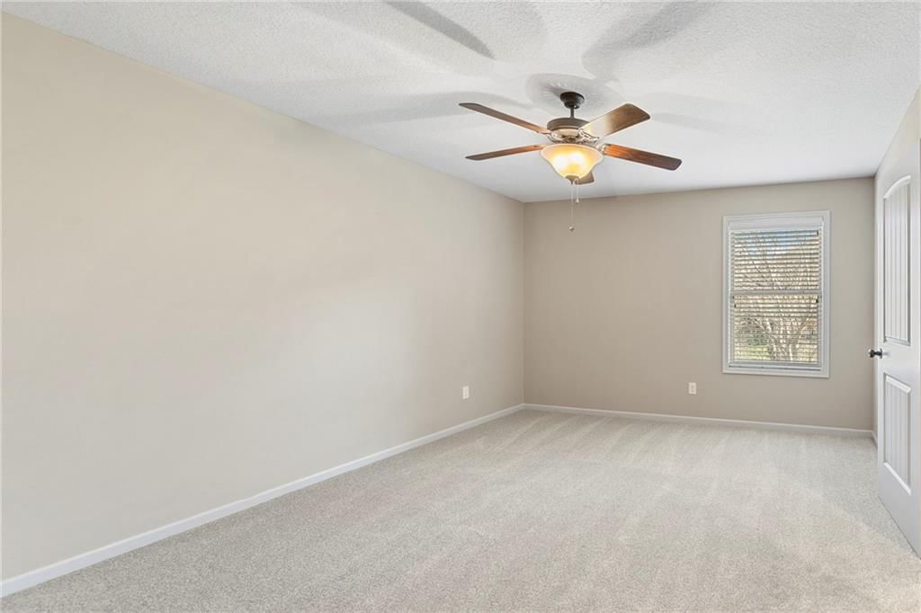 5819 Charlotte Street — photo 45