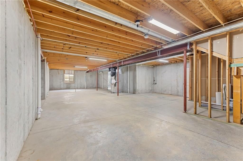 5819 Charlotte Street — photo 50
